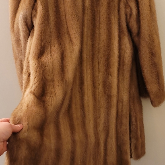 Jenuine fur mink coat - Picture 8 of 14